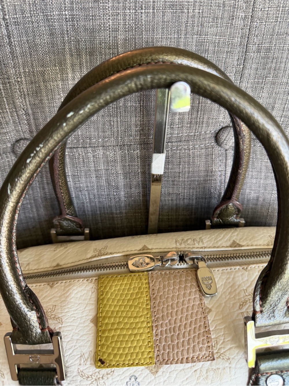 MCM White Leather Satchel with Multicolor Patch Accents - Picture 2 of 13
